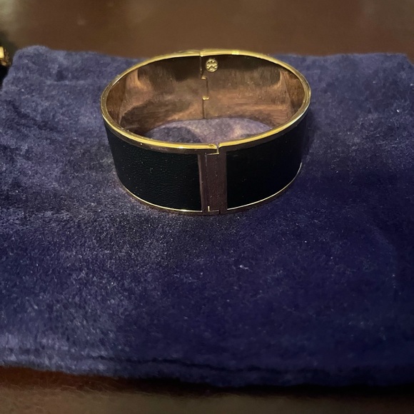 Tory Burch Jewelry Trio - Picture 3 of 5